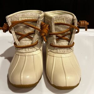 Toddler, boy or girl Sperrys